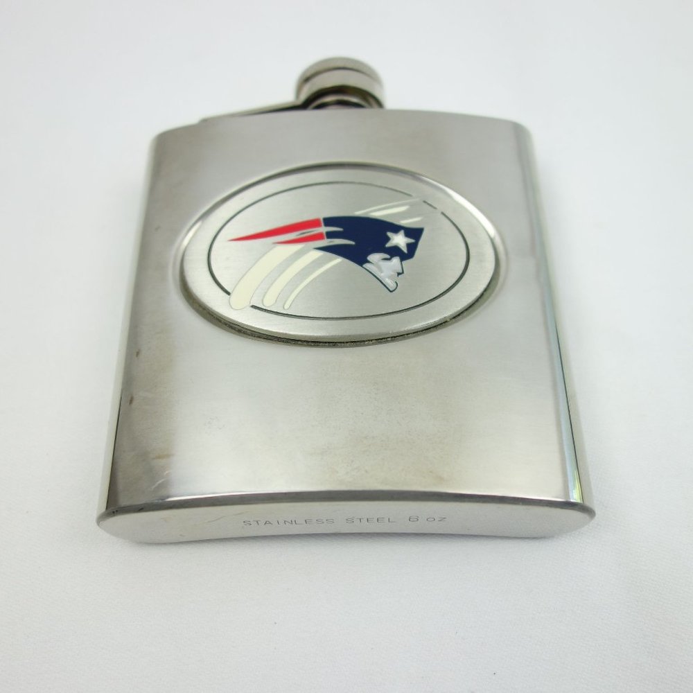 NFL New England Patriots Logo Stainless Steel 6 Oz Hip‎ Flask